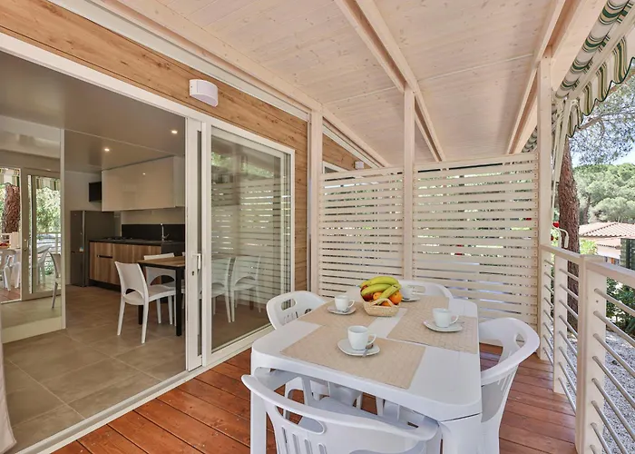 홀리데이파크 Village Le Calanchiole 카폴리베리