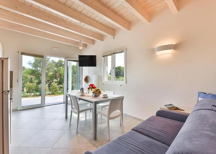 Village Le Calanchiole 카폴리베리