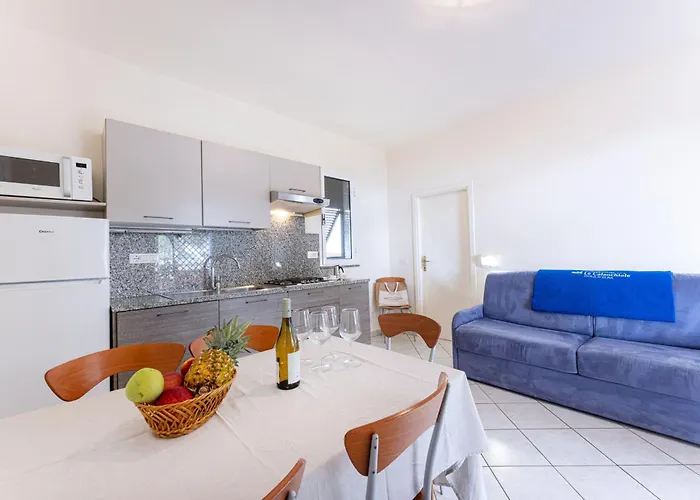 Village Le Calanchiole 홀리데이파크 카폴리베리