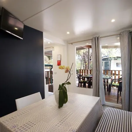 Village Le Calanchiole * كابوليفيري