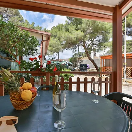 Village Le Calanchiole منتزه العطل