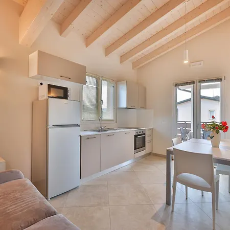 פארק נופש Village Le Calanchiole *