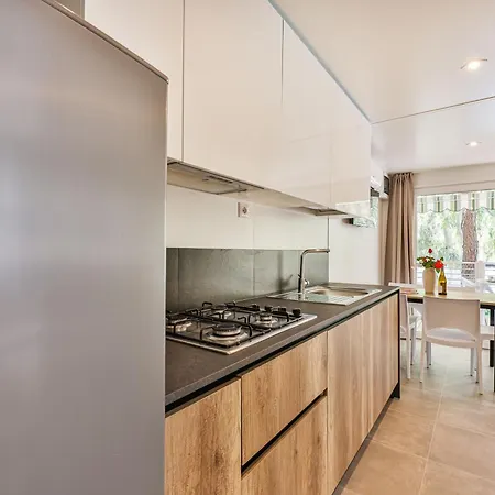 Village Le Calanchiole פארק נופש *