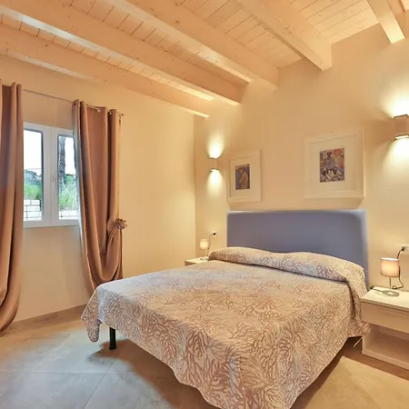 Village Le Calanchiole * كابوليفيري