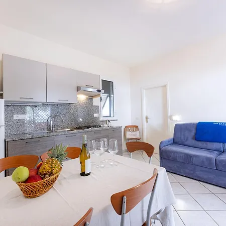 Village Le Calanchiole פארק נופש קאפוליברי