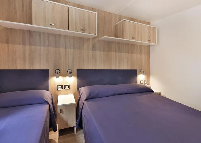 Parco vacanze Village Le Calanchiole *